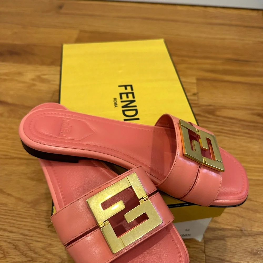 Fendi Coral and Gold Slide Sandals - Picture 5 of 7
